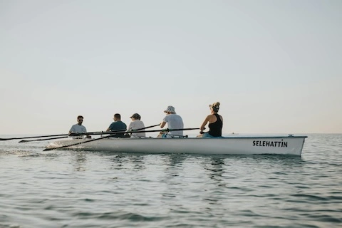 ANCHOR & OAR